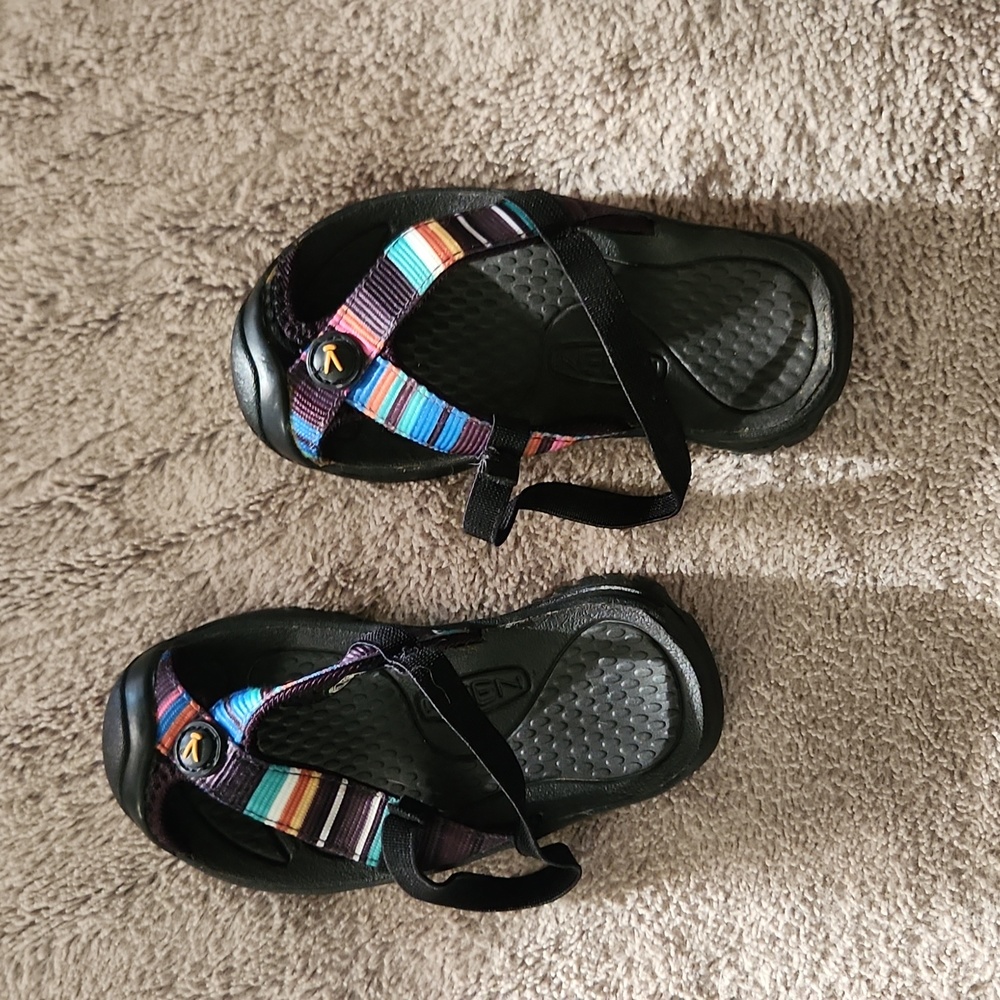 Keen flip flops, multicolor.